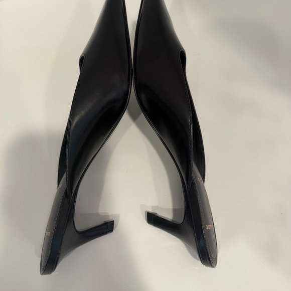 Black Suede Studio LOGAN 50 MULE Black Leather size 38.5 NEW - Picture 8 of 8